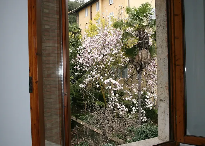La Coperta Ricamata 3*