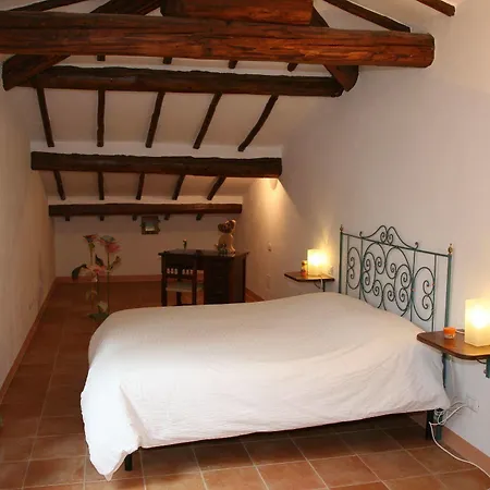 La Coperta Ricamata Bed & Breakfast 2*