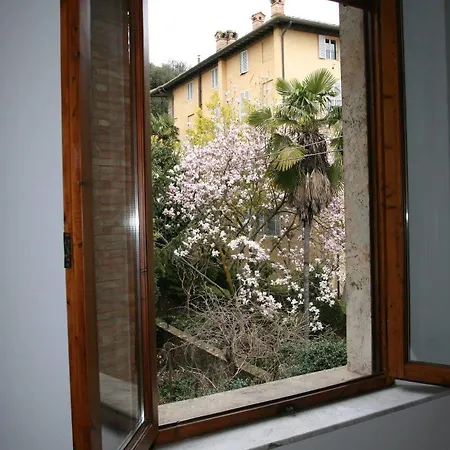 La Coperta Ricamata Bed & Breakfast 2*