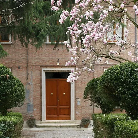 La Coperta Ricamata Bed & Breakfast Siena