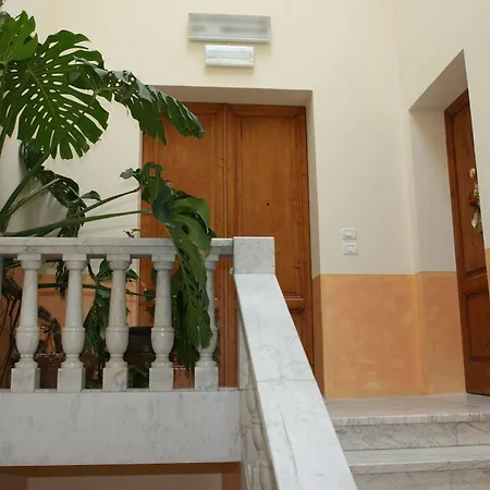 La Coperta Ricamata Bed & Breakfast 2*
